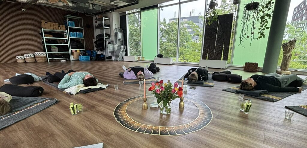 Yin Yoga XL en Yoga Nidra workshop Zwolle - Tiziri Yoga & Mindfulness